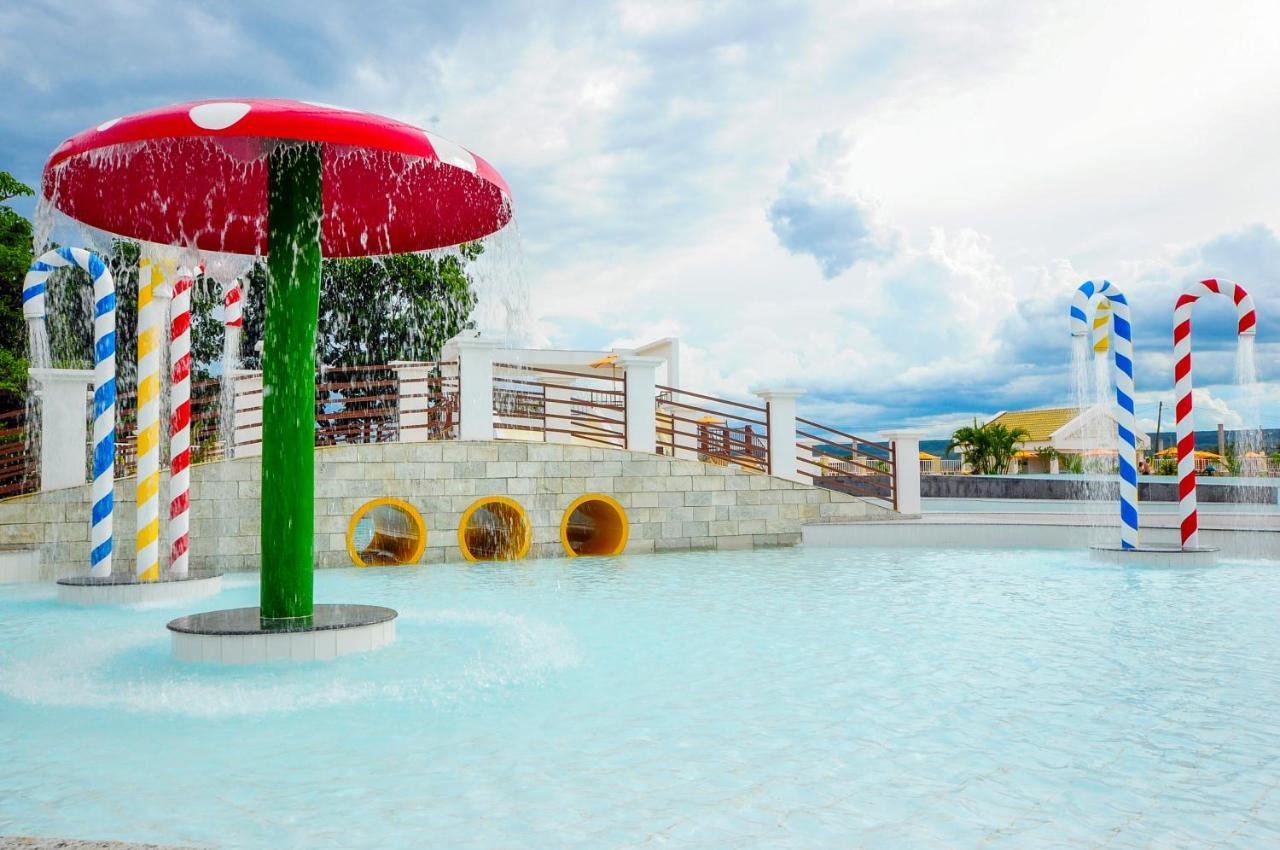 Di Roma Lacqua Caldas Novas Park 24H, Com Roupas De Cama E Banho ภายนอก รูปภาพ