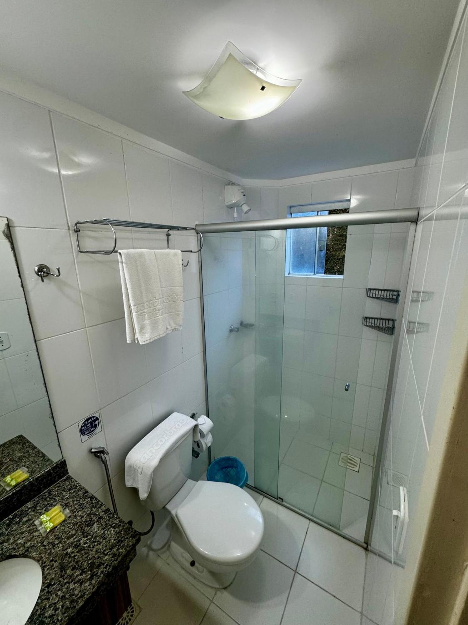 Di Roma Lacqua Caldas Novas Park 24H, Com Roupas De Cama E Banho ห้อง รูปภาพ