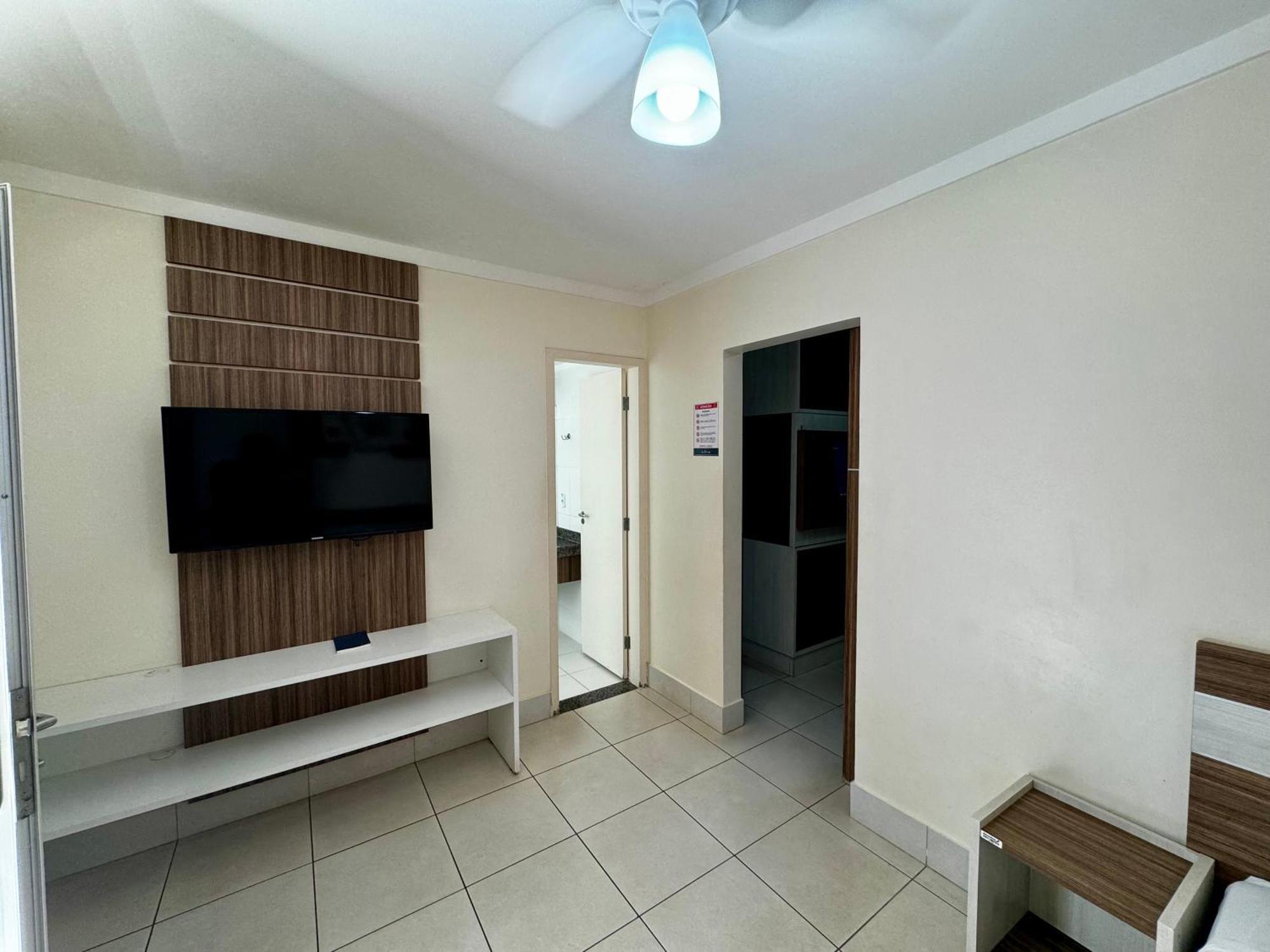 Di Roma Lacqua Caldas Novas Park 24H, Com Roupas De Cama E Banho ห้อง รูปภาพ