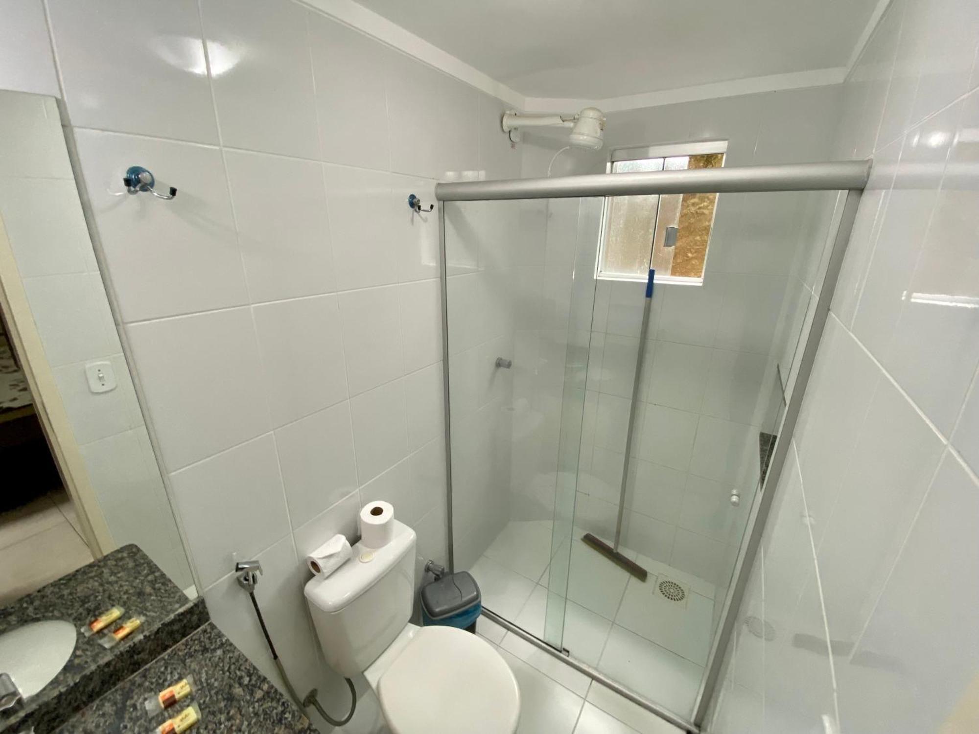 Di Roma Lacqua Caldas Novas Park 24H, Com Roupas De Cama E Banho ภายนอก รูปภาพ